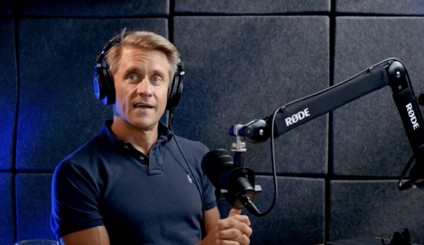 Adam Franklin talking about the early days of Bluewire Media on the Success x Happiness podcast